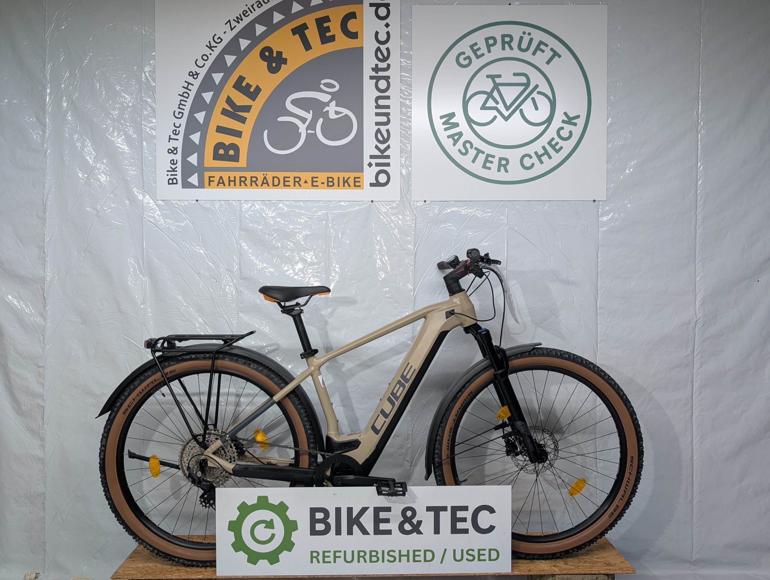 Cube Hybrid Pro 625